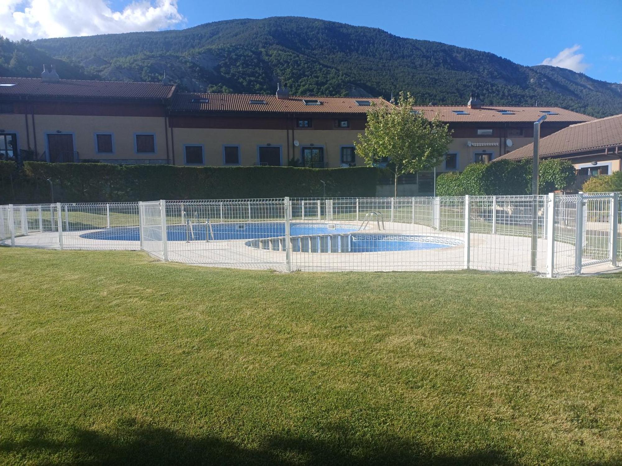 Casa Vsl-Tena Villa Sorripas Exterior foto